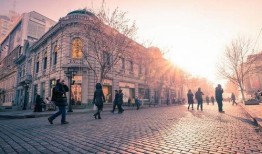 中央大街最新爆料,老街新颜，历史与现代的完美融合